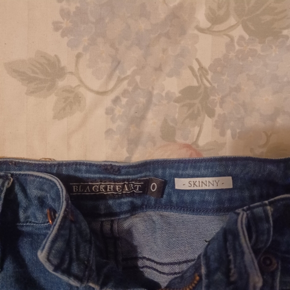 Blackheart skinny Jeans - Picture 3 of 3